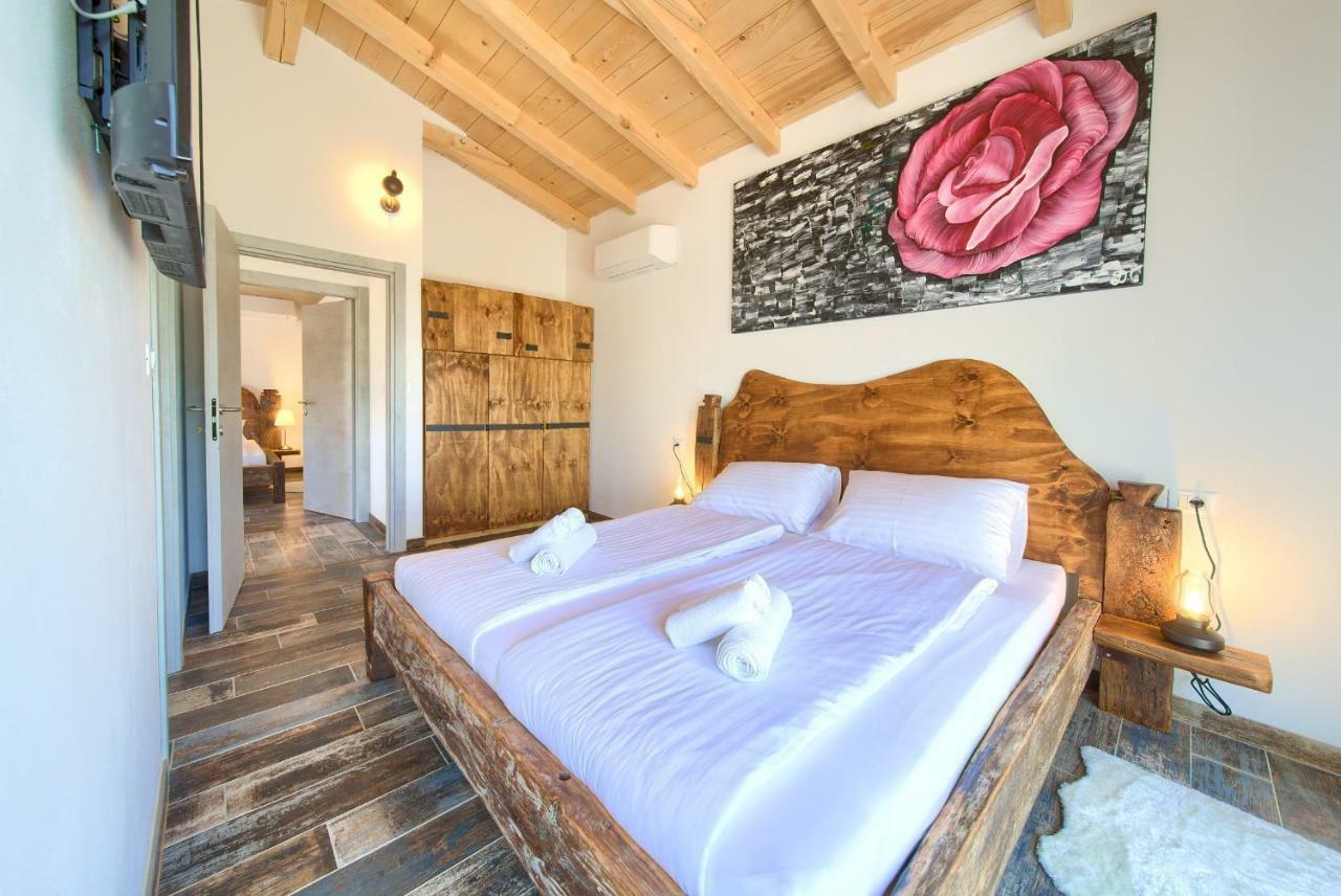 Pax Houses Vrh  Zewnętrze zdjęcie