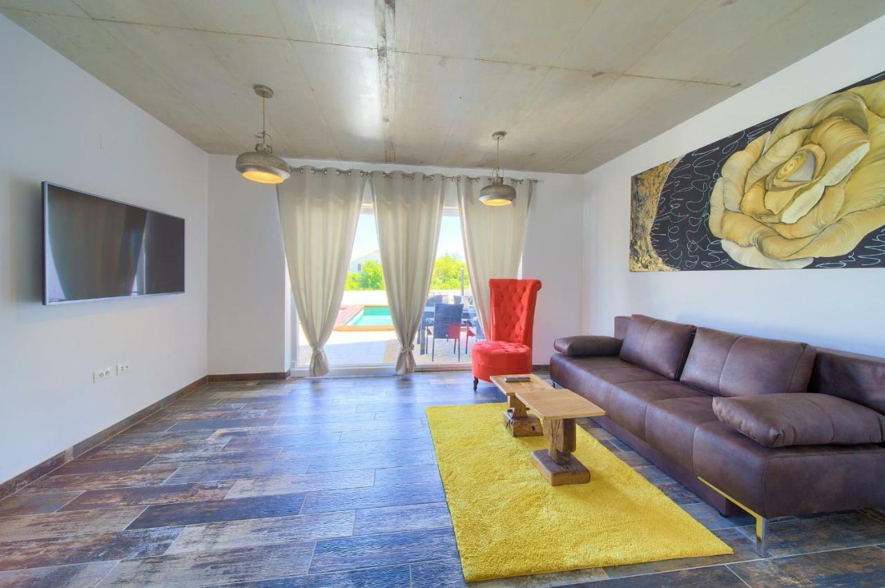 Pax Houses Vrh  Zewnętrze zdjęcie