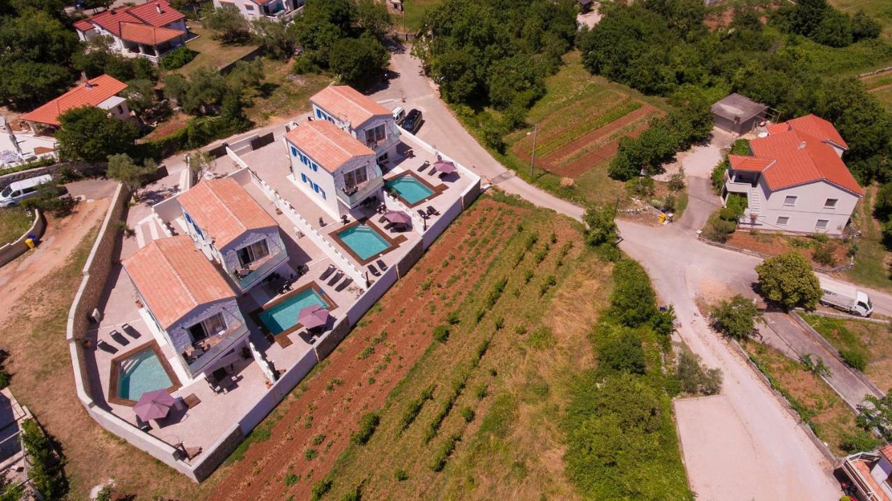 Pax Houses Vrh  Zewnętrze zdjęcie